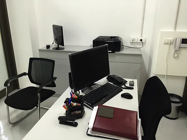 Office, systems by SIMONIAN Technology
