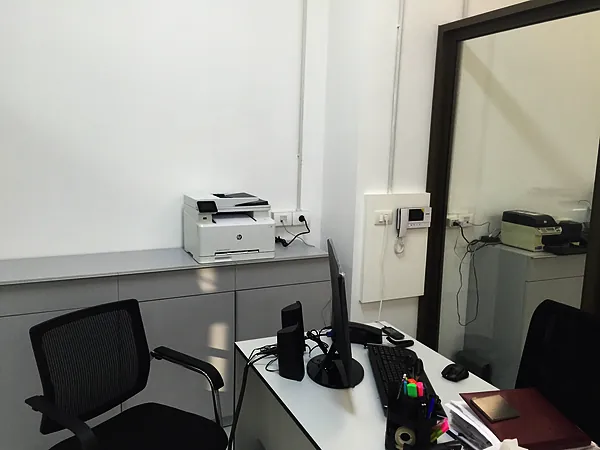 Office, systems by SIMONIAN Technology