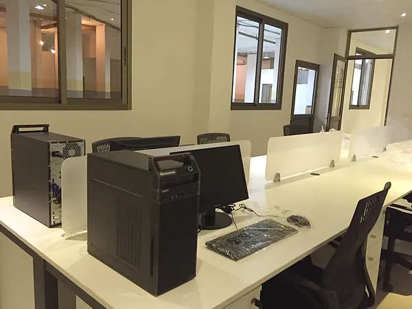 Office, systems by SIMONIAN Technology