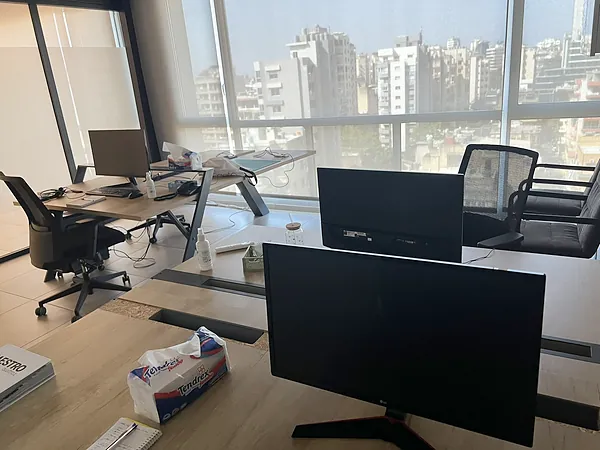 Office, systems by SIMONIAN Technology