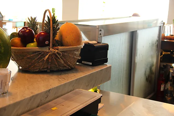 Restaurant, systems by SIMONIAN Technology
