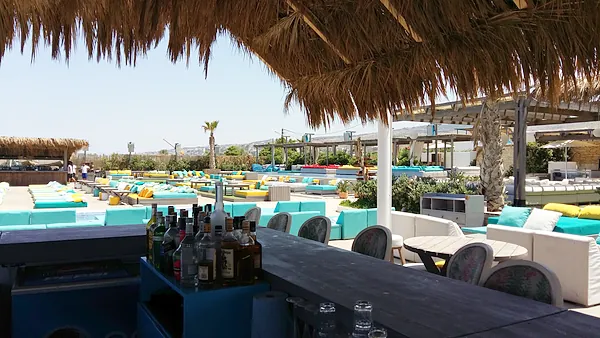 Beach club, systems by SIMONIAN Technology